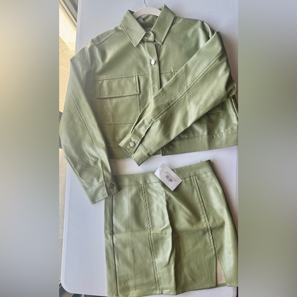 Light Green Cropped Jacket Skirt Set